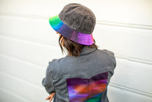 Load image into Gallery viewer, Gradient Bucket Hat
