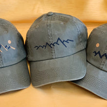 Load image into Gallery viewer, Mountains Cap