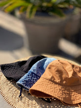 Load image into Gallery viewer, Daisy Bucket Hat