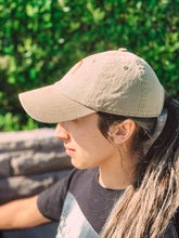 Load image into Gallery viewer, Black Denim Daisy Cap